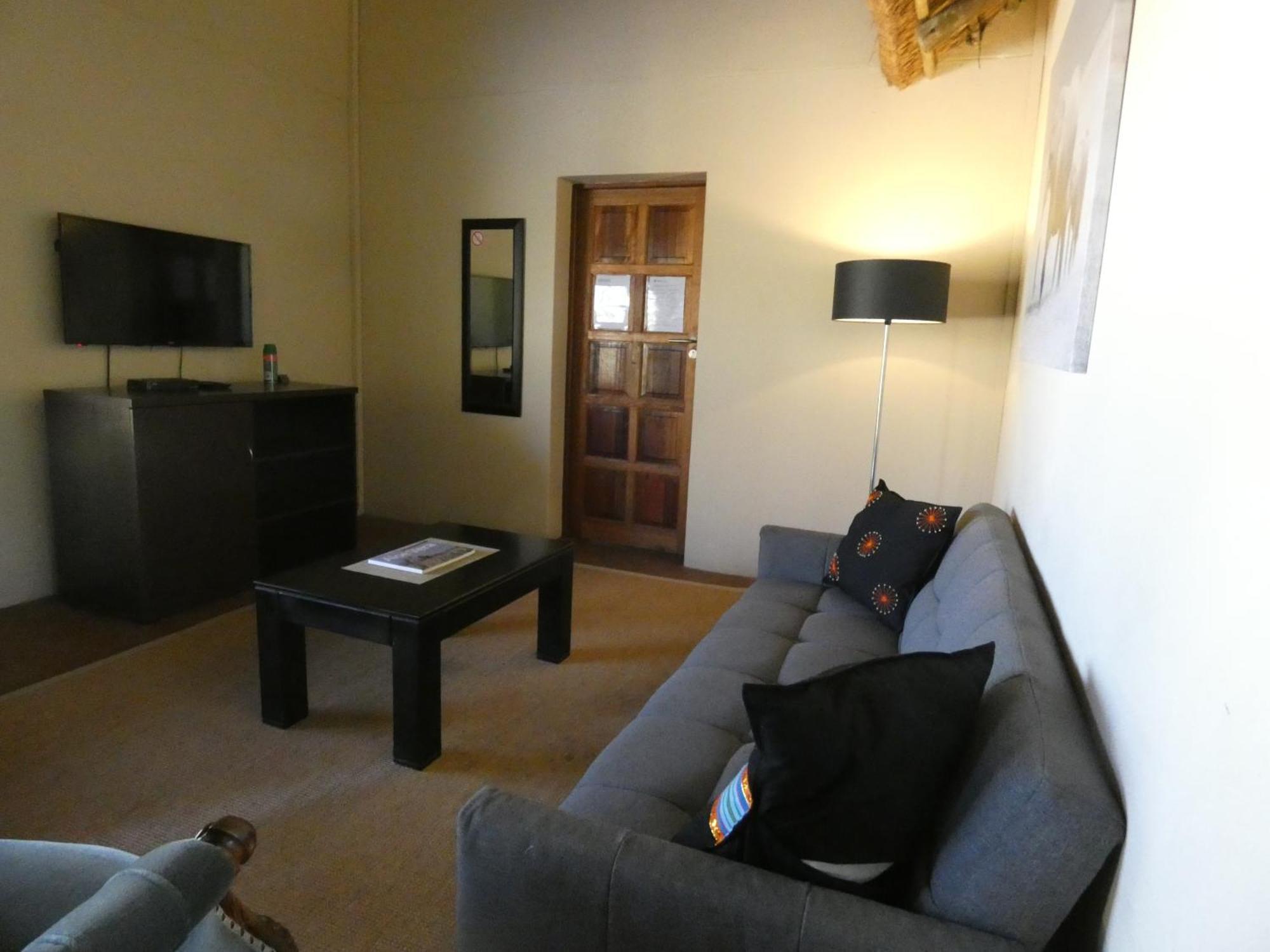 Iphofolo Lodge & Tented Camp Vivo Exterior photo