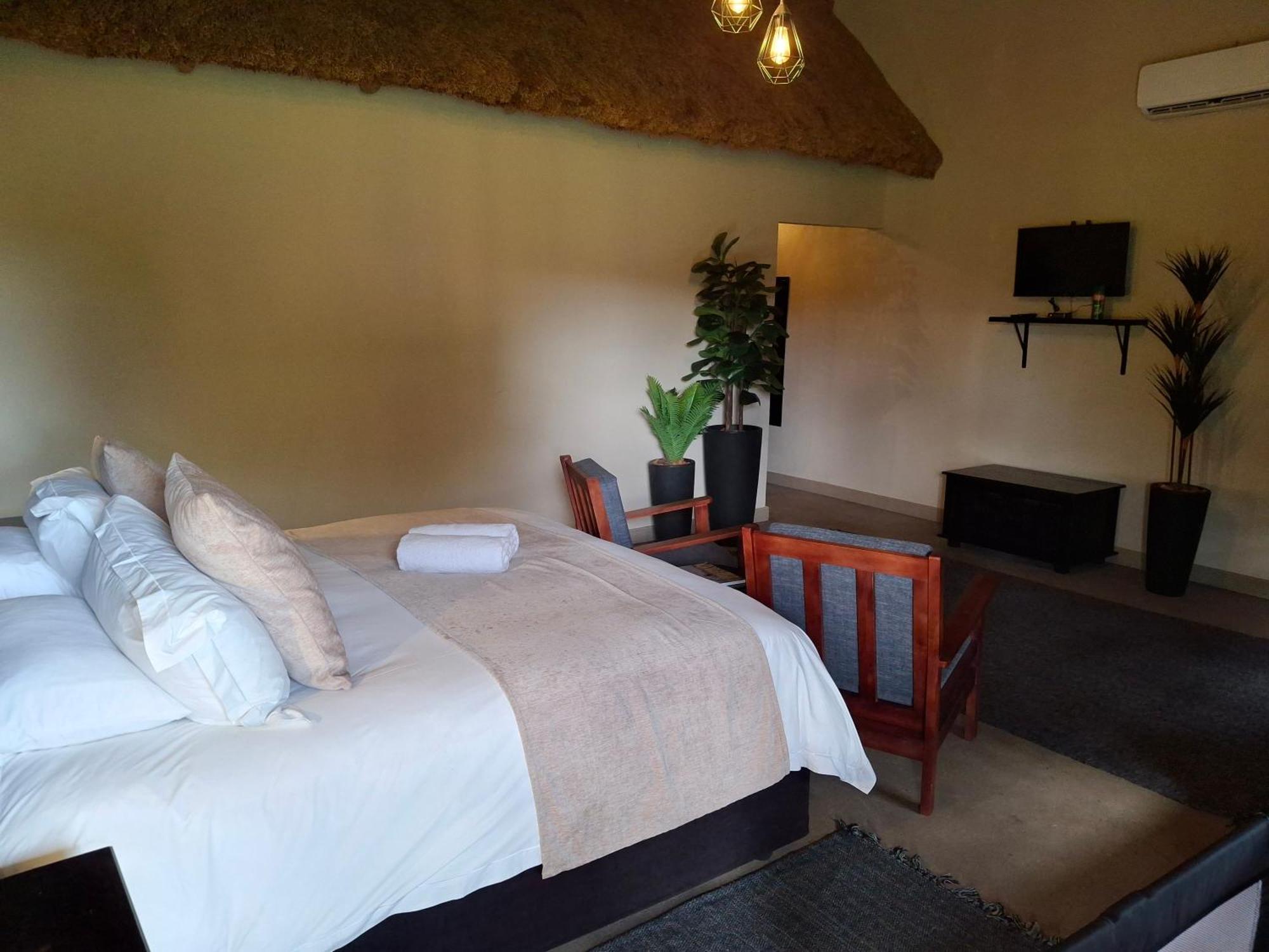 Iphofolo Lodge & Tented Camp Vivo Exterior photo